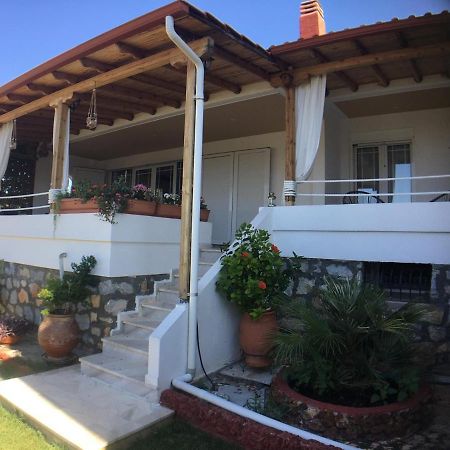 Beautiful Beach House Gerakini Ngoại thất bức ảnh