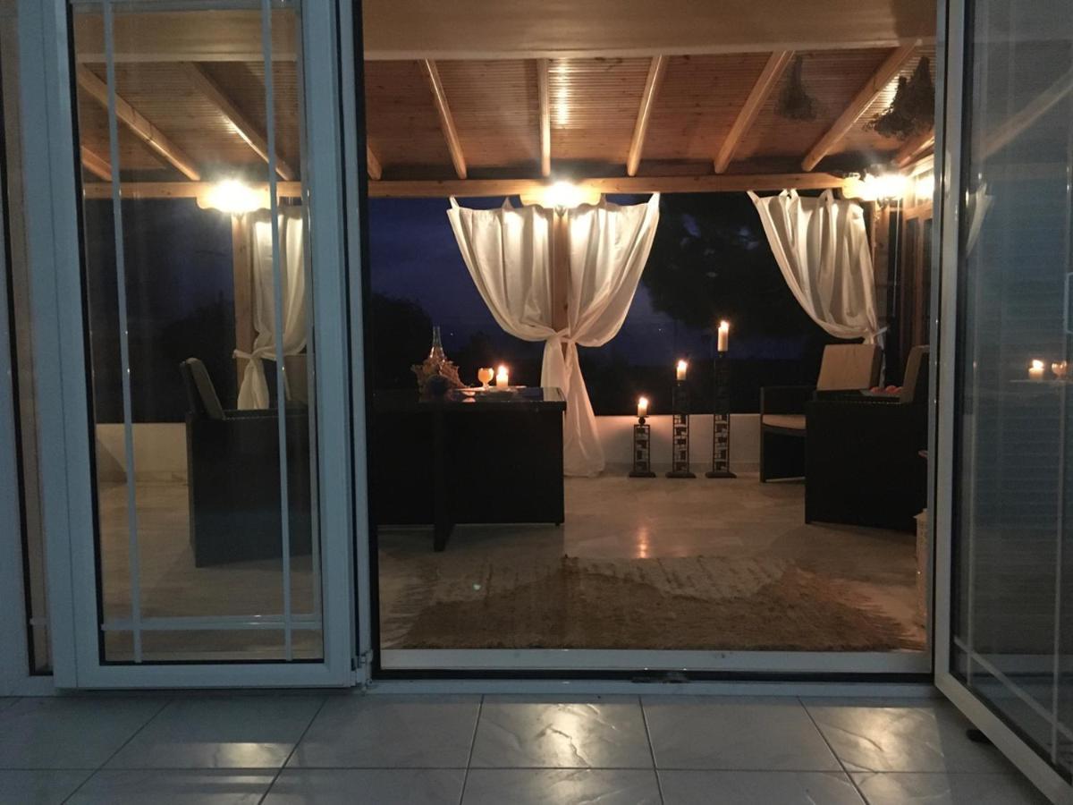 Beautiful Beach House Gerakini Ngoại thất bức ảnh