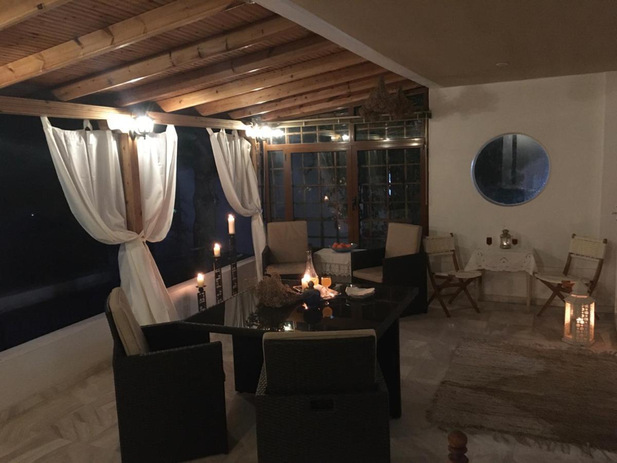 Beautiful Beach House Gerakini Ngoại thất bức ảnh